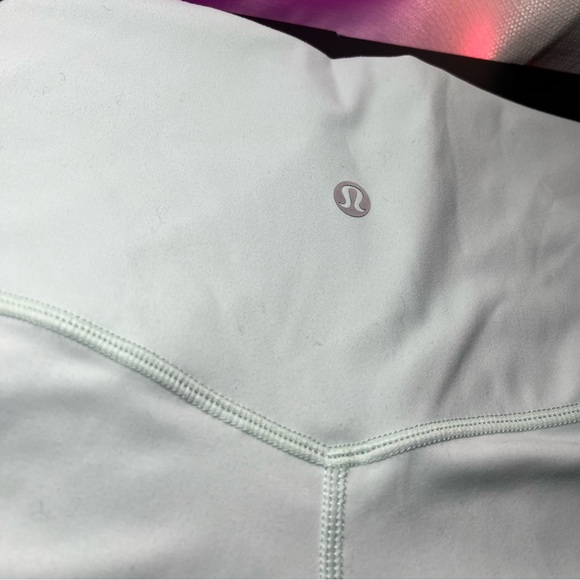 lululemon leggings size 4 in delicate mint - Picture 2 of 3